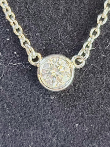 Elsa Peretti Diamonds by the Yard® Single Diamond Pendant Pt950