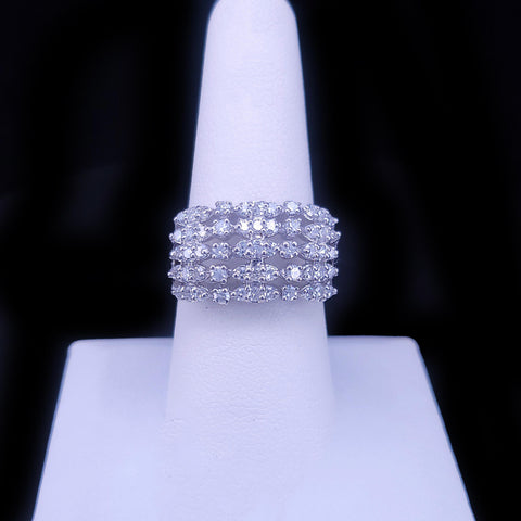 14K White Gold Elegant Diamond Statement Ring