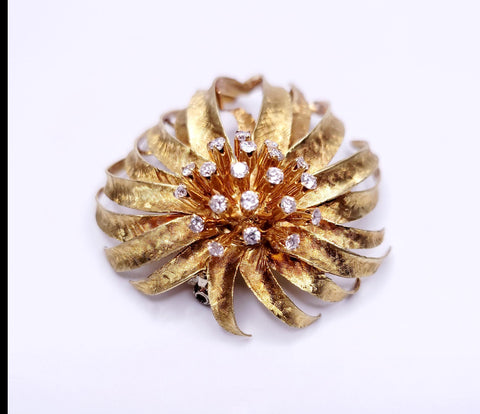 18K Yellow Gold Brooch with Diamonds