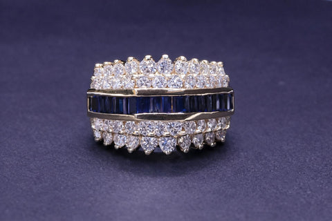 Elegand 14K yellow Gold ring with Sapphire and Diamonds Size 6.25