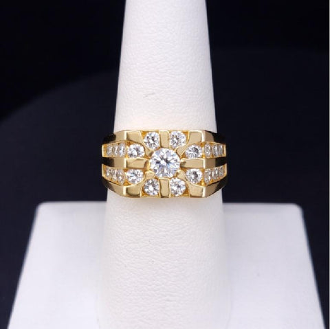 14K Yellow Gold Cluster Diamond Ring  7,75
