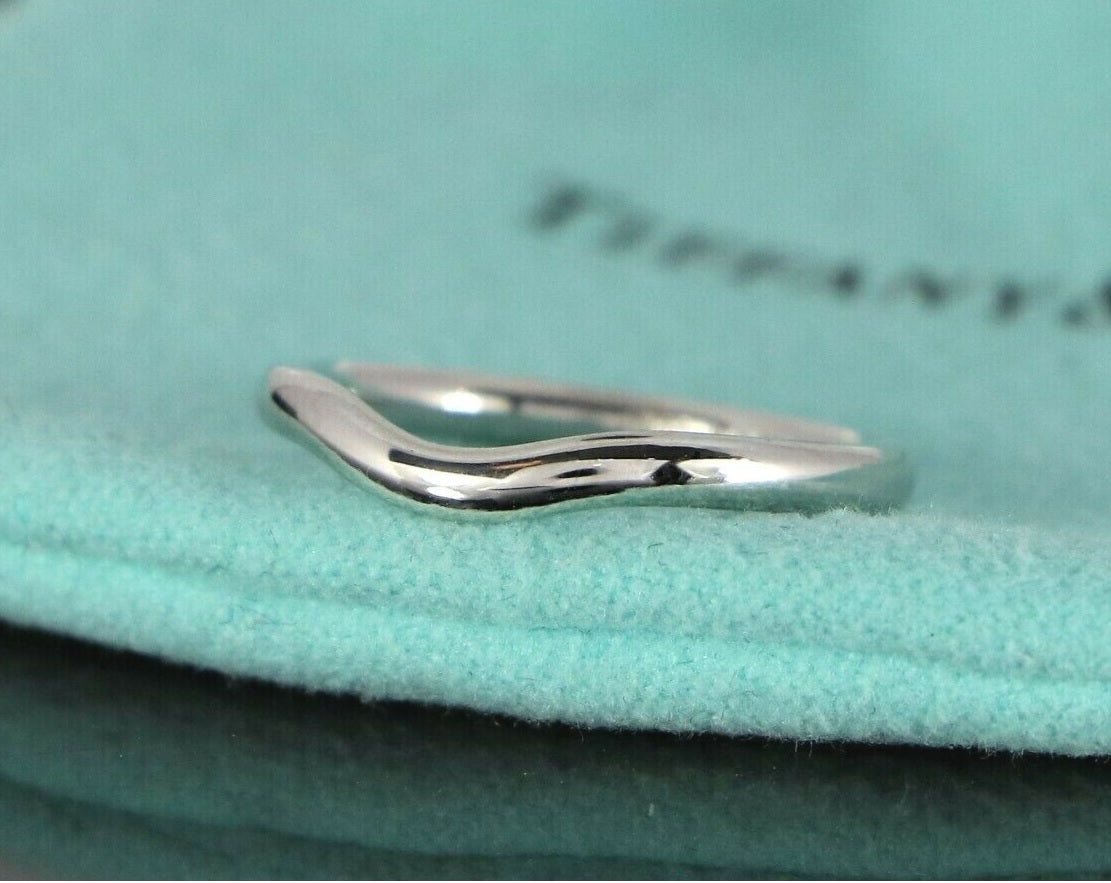 Tiffany Co Platinum Elsa Peretti 2mm Curved Wedding Band Ring Size Crown Jewelers