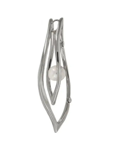 Mikimoto 18 Karat White Gold Pearl and Diamond Pendant