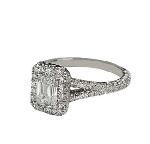 Emerald Cut Engagement Ring in 18k White Gold